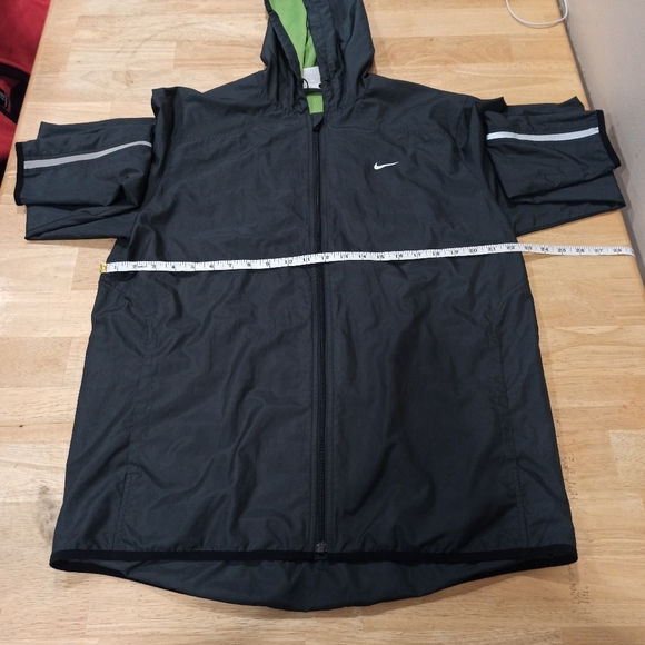 Nike Men's windbreaker  zip up jacket Gray , size large - Picture 8 of 9